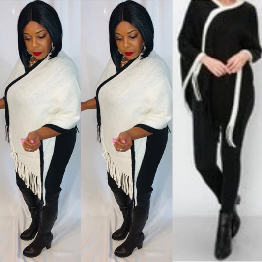 Contrast Fringe Poncho