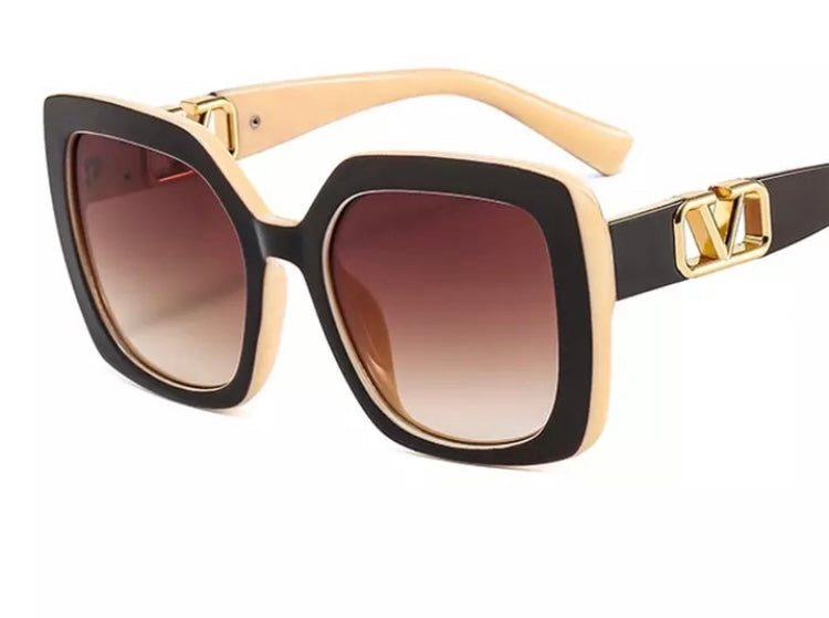 "V' Luxury Oversized Women's Sunglasses