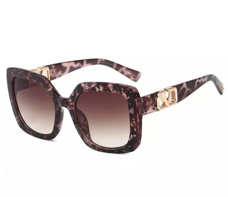 "V' Luxury Oversized Women's Sunglasses